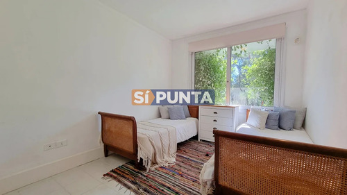 Casa En El Golf, Hoyo 7, 4 Dormitorios, Barbacoa Y Piscina, Playroom