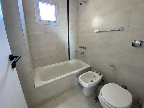Venta Departamento Tres Ambientes Con Cochera Balcon Amenities
