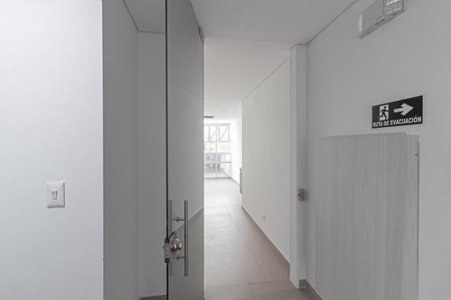 Imagen 9 de 17 de Consultorio En Venta En Bogotá La Castellana. Cod 1021073