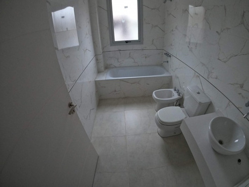 Imagen 9 de 11 de Departamento En Venta En Ramos Mejia