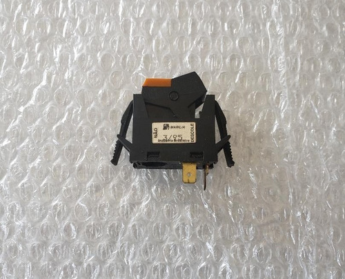 Imagem 2 de 4 de Interruptor Do Farol De Milha Do Gol Gt 1987 Parati/saveiro