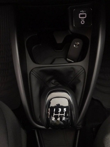 Imagem 7 de 14 de Fiat Argo Drive Com Multimídia