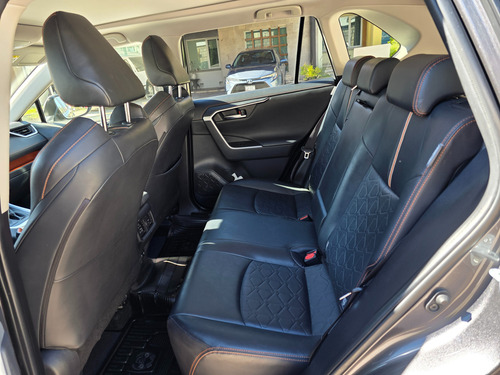Toyota RAV4 2.5 Adventure 4wd At