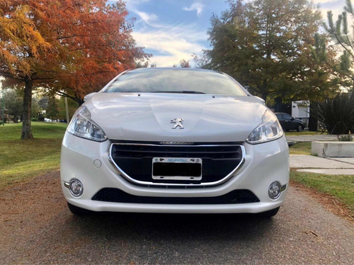 Peugeot 208 1.6 Allure 2015