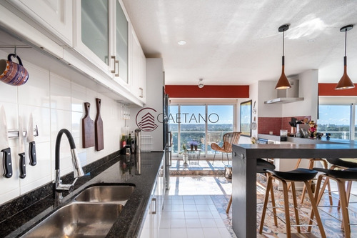 Hermoso Penthouse Lincoln Center- Ref: 639