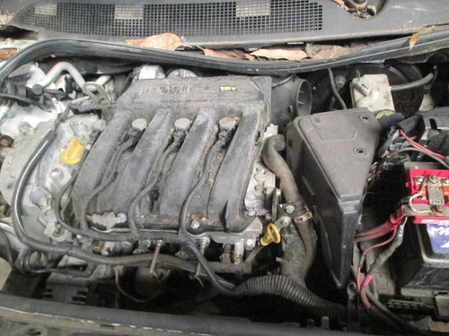 Imagem 5 de 10 de Sucata Renault Logan 2010 E 2011 Para Retirada De Peças