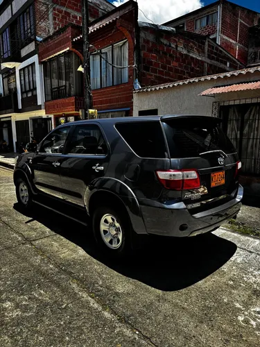 Toyota Fortuner 2.7l