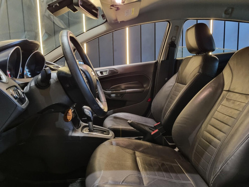 Ford Fiesta TITANIUM 1.6 16V Flex Automático.