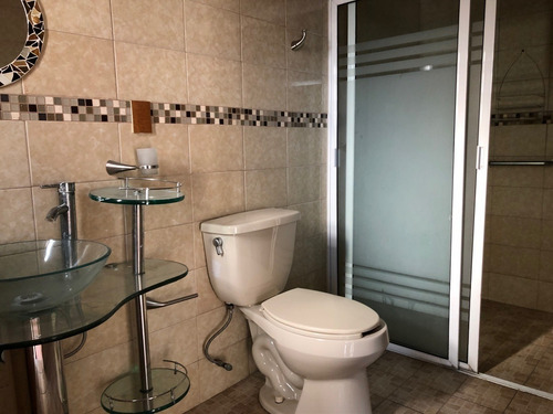 Imagen 15 de 24 de Casa En Venta