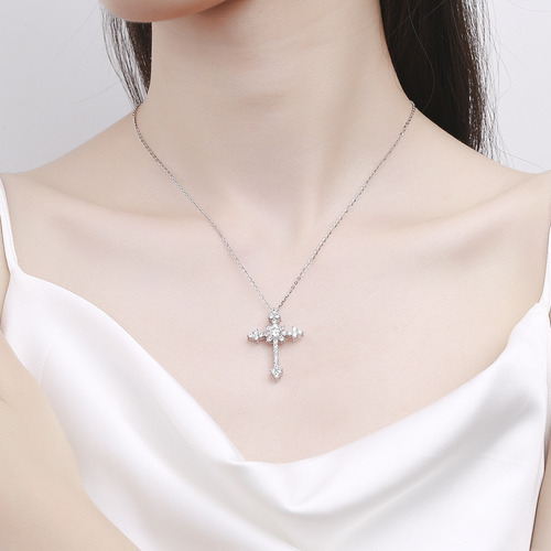 Coleira Em Forma De Cruz Com Diamantes Moissanita S925 Plata