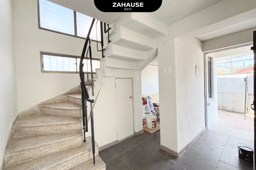 Casa En Arriendo 5 Dormitorios A Pasos De La U Del Biobío