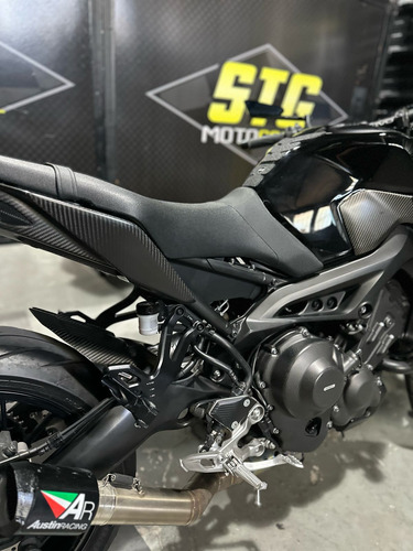 Yamaha Mt09 - 2021 - Con Accesorios En Stg Motosport