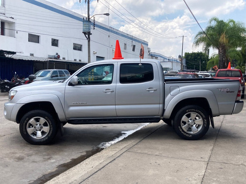 Toyota Tacoma TRD PRERUNNER 4 X4