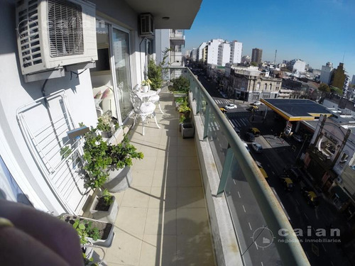 Imagen 3 de 12 de Venta - Departamento De 3 Ambientes - Balcon Corrido Al Frente - Or. Norte
