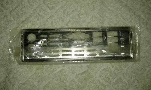 Imagem 3 de 6 de Tampa Espelhada De Conector Para Placas Mãe Atx Semi Nova
