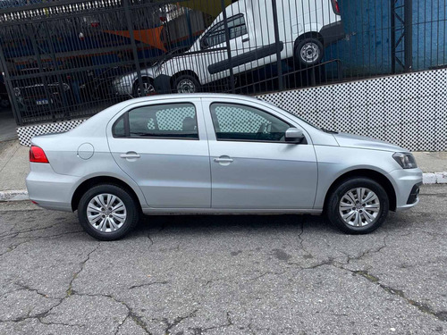 Volkswagen Voyage 2018 1.6 Msi Trendline Total Flex 4p