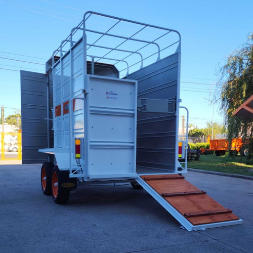 Acoplado Trailer Abierto Para 2 Caballos Carro Batan Jaula