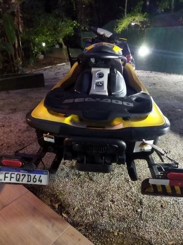 Imagem 3 de 4 de Seadoo