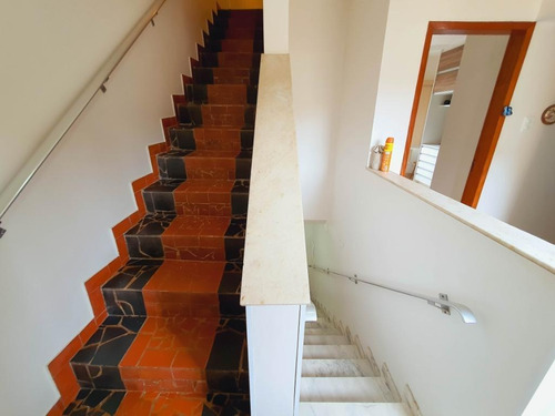 Casa Em Barro Vermelho, São Gonçalo/rj De 240m² 4 Quartos À Venda Por R$ 400.000,00 - Ca754147
