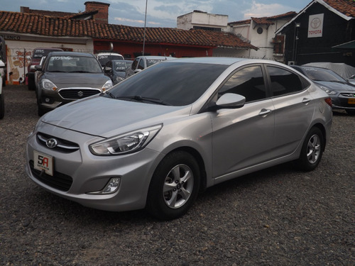 Hyundai Accent 1.6l 5 p