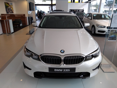 Imagen 2 de 10 de Bmw Serie 3 3.0 330i Sedan Sport Line 252cv / Bremen Motors