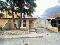 Comprar Casa En Venta En Cabudare, Gisselle Lobo Vende Amplia Y Comoda Casa En Buena Zona De Cabudare Posee 143m2 En Optimas Condiciones Visitala 2 5 1 1 5 3 5                                                 