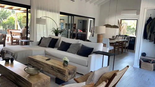 Alquiler De Casa En Pinar Del Faro, José Ignacio, Punta Del Este