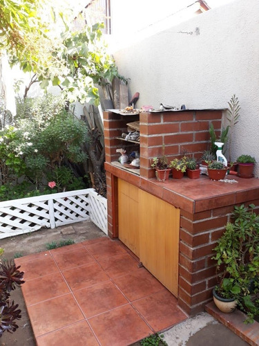 Excelente Casa, Pasaje Cerrado En La Florida