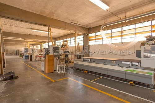 Ana Torres. Edificio En Venta 23-7537 En La California Norte