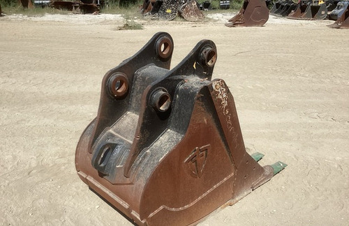 Bote Para Excavadora C&p De 36 In