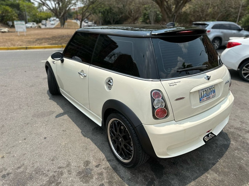 Mini Cooper S Año 2006 Tipo Coupe Color Beige /negro