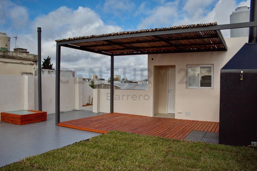 Imagen 11 de 29 de Unico Ph Reciclado A Nuevo. Tres Dormitorios. Jardin, Deck, Parrilla Y Terraza