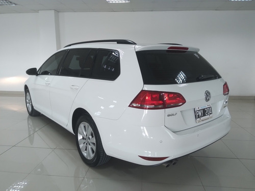 Imagen 4 de 10 de Volkswagen Golf Variant 2016 1.4 Comfortline Tsi