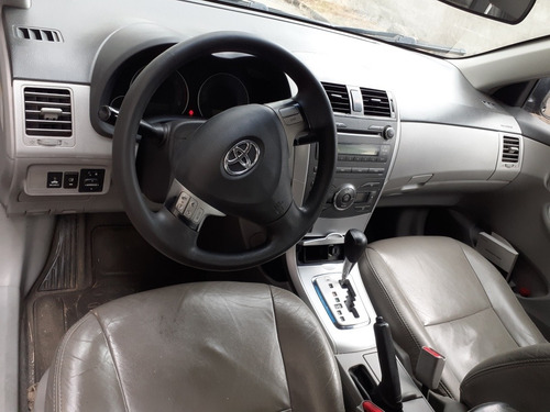 Toyota Corolla 2011 1.8 16v Gli Flex Aut. 4p