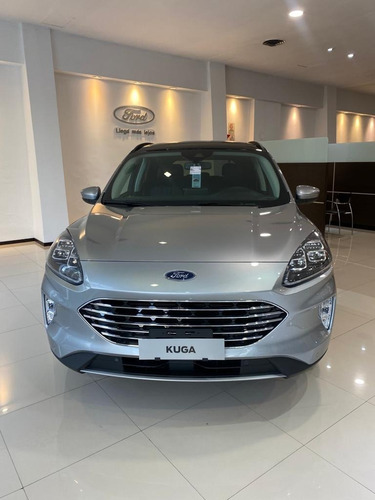 Imagen 3 de 18 de Ford Kuga Titanium Hibrida 2.5 At 4x4 2022