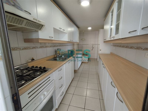 Imagen 6 de 21 de Departamento En Venta De 3 Dorm. 3 Baños, 2 Estac Y Bodega