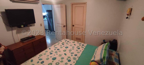 Venta Apartamento En Tanaguarena 24-3988