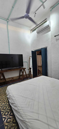 Casa En Venta Totalmente Amueblada En Avenida Itzaes, Merida.