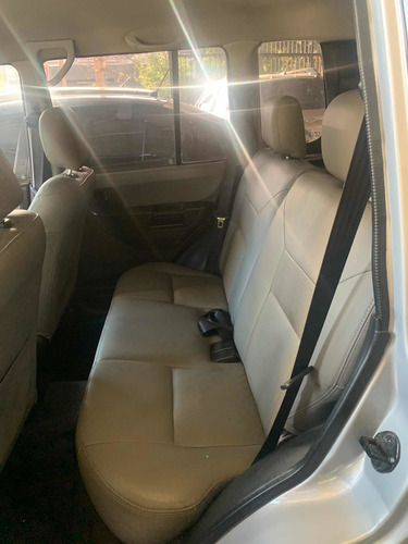 Imagem 9 de 12 de Mitsubishi Pajero Tr4 2009 2.0 Flex Aut. 5p