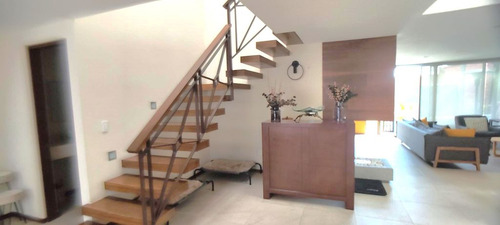 Casa En Venta En Valle De Las Fuentes Calimaya