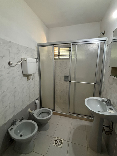 Con Renta- Apartamento Tipo Casa-1 Dorm. - Atlántida