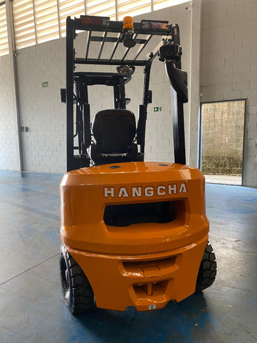 Empilhadeira Hangcha Diesel 2,5 Toneladas Triplex