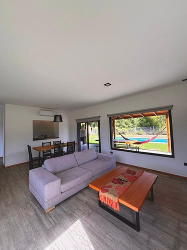Moderna Casa A Estrenar (barrio Lomas Altas)