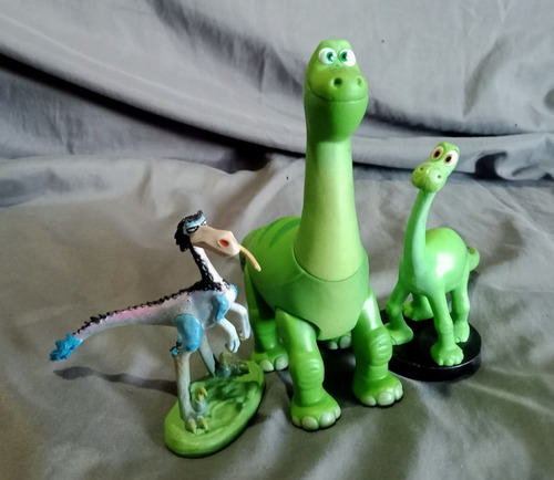 Un Gran Dinosaurio Figura Poppa Papa De Arlo (Usado)