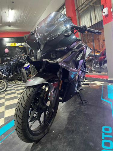 Imagen 12 de 16 de Bajaj Rs 200