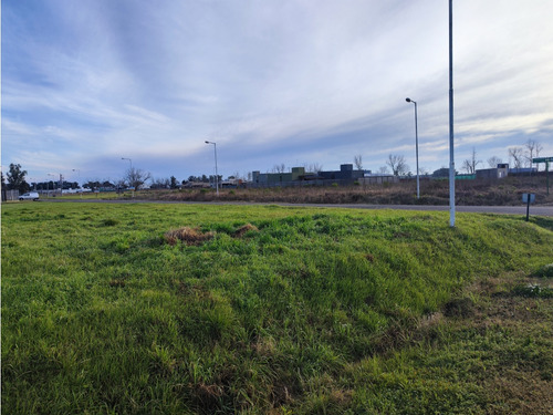 Hermoso Lote Esquina Bº Los Alamos I