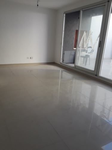 Alquiler Departamento 2 Ambientes Patio Parque Centenario
