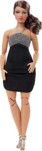 Imagem 4 de 6 de Barbie Looks 12 Curvy Latina Signature 2022 Articulada Made