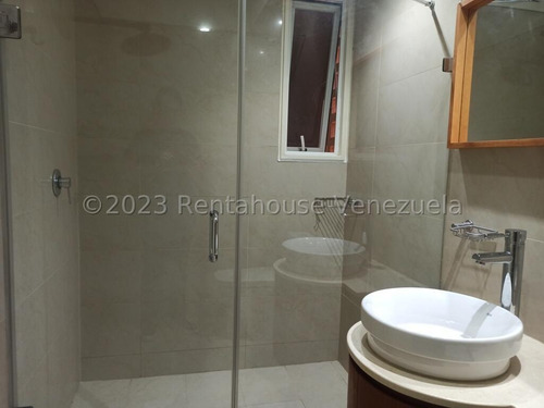 Alquiler Apartamento Con Pozo 109m² Campo Alegre. Vigilancia Privada 2h/2b/2p Mls #24-22016