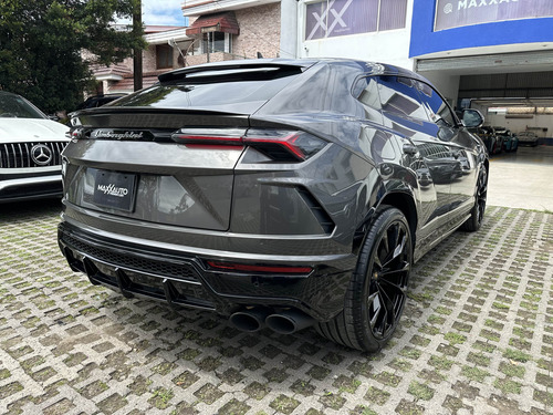 Lamborghini Urus 4.0 V8
